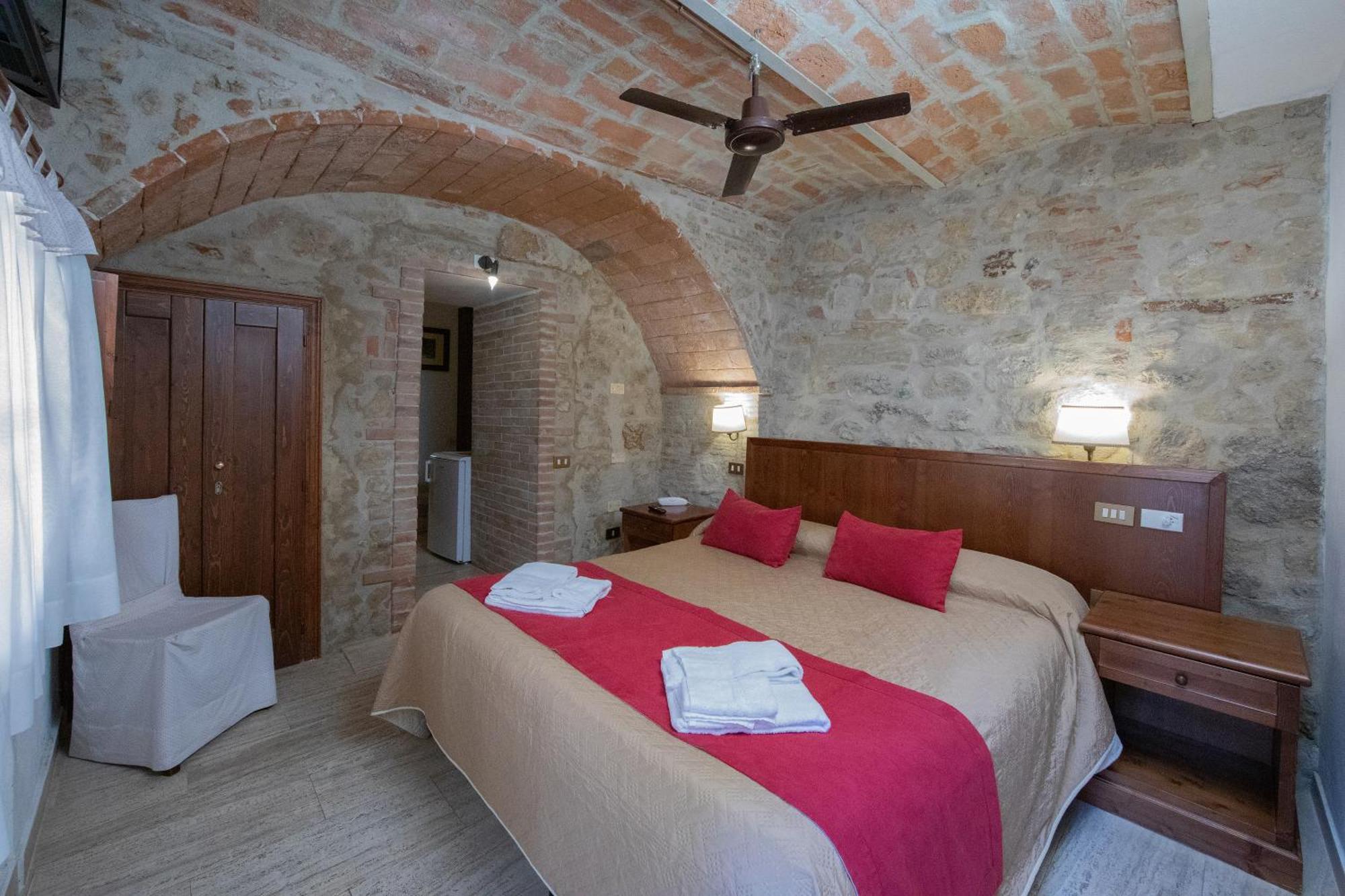 Tenuta Decimo - Villa Dini San Gimignano Exterior photo